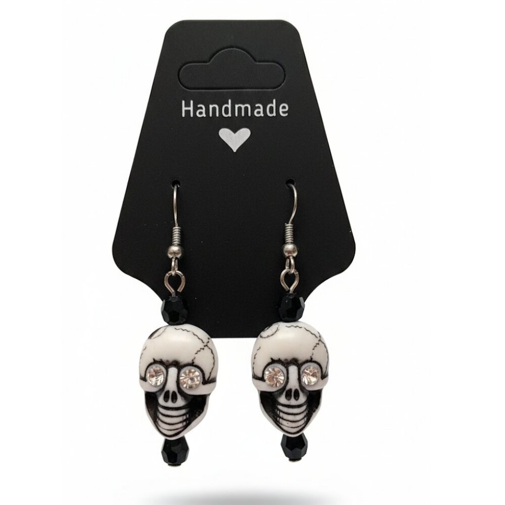 Earrings 💀 White Skulls rhinestone eyes with black beads Earrings